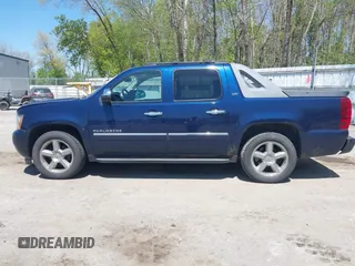 2011 Chevrolet Avalanche LTZ with VIN 3GNTKGE38BG194446, listed as a IAAI auction lot 42225609 with 135,183 mi miles and . Bid and sale history available at DreamBid. Image 14.