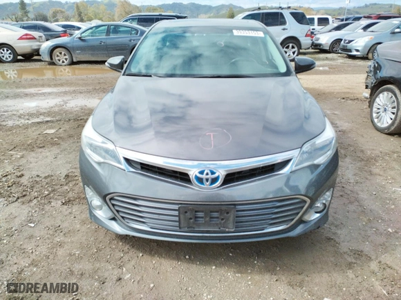 2015 Toyota Avalon Hybrid XLE Touring with VIN 4T1BD1EB6FU045373, listed as a Copart auction lot 39353153 with 121,033 mi miles. Bid and sale history available at carsss.com. Image 5.