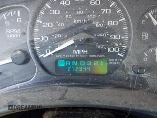 2002 GMC Sierra 1500 SLE with VIN 2GTEC19T621340924, listed as a IAAI auction lot 41518546 with 272,944 mi miles and . Bid and sale history available at carsss.com. Image 7.