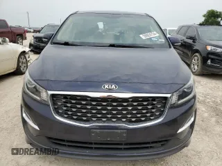 2020 Kia Sedona LX with VIN KNDMB5C1XL6618134, listed as a Copart auction lot 55924724 with 95,414 mi miles and Clean Title. Bid and sale history available at carsss.com. Image 5.