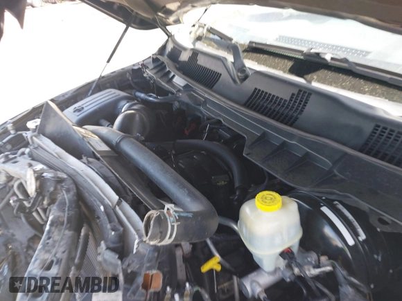 2015 Ram 1500 Big Horn z VIN 1C6RR7GT8FS549293, wystawiony jako IAAI lot #41833000 z przebiegiem Nie podano mil oraz . Historia ofert i sprzedaży dostępna na DreamBid. Obrazek 10.