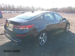 2019 Kia Optima LX with VIN 5XXGT4L37KG368275, listed as a IAAI auction lot 41633444 with 81,136 mi miles. Bid and sale history available at carsss.com. Image 4.