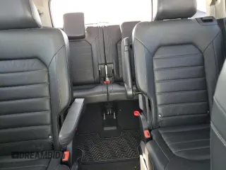 2019 Volkswagen Atlas SEL Premium z VIN 1V2NR2CA0KC599798, wystawiony jako Copart lot #48874285 z przebiegiem 66 451 mil mil oraz Szkoda całkowita • Salvage title. Historia ofert i sprzedaży dostępna na DreamBid. Obrazek 10.