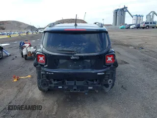 2015 Jeep Renegade Latitude with VIN ZACCJBBT0FPB73676, listed as a IAAI auction lot 42032879 with 121,953 mi miles. Bid and sale history available at carsss.com. Image 16.