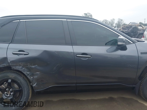 2021 Toyota RAV4 XSE with VIN JTMFB3FV7MD009432, listed as a IAAI auction lot 42439466 with 91,544 mi miles and . Bid and sale history available at DreamBid. Image 14.