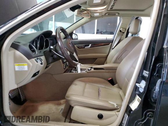 2013 Mercedes-Benz C 300 Sport with VIN WDDGF8AB0DR253371, listed as a Copart auction lot 62021785 with 190,938 mi miles and Salvage title. Bid and sale history available at DreamBid. Image 7.