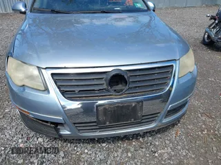 2006 Volkswagen Passat Value Edition z VIN WVWAK73C06P141096, wystawiony jako IAAI lot #42297811 z przebiegiem 84 399 mil mil oraz . Historia ofert i sprzedaży dostępna na DreamBid. Obrazek 6.