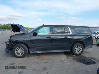 2021 Chevrolet Suburban LT z VIN 1GNSCCKD8MR269020, wystawiony jako IAAI lot #41606337 z przebiegiem 108 305 mil mil oraz . Historia ofert i sprzedaży dostępna na DreamBid. Obrazek 14.