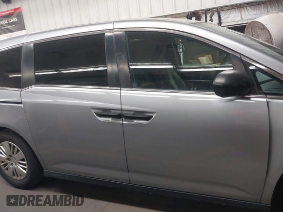 2016 Honda Odyssey LX с VIN 5FNRL5H20GB076833, выставлен на аукционе IAAI как лот 42165171 с пробегом 129 123 миль миль и . История ставок и продаж доступна на DreamBid. Изображение 13.