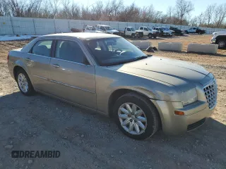 2008 Chrysler 300 LX with VIN 2C3KA43R78H223882, listed as a Copart auction lot 89132945 with 125,153 mi miles and Clean Title. Bid and sale history available at carsss.com. Image 4.