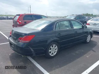 2008 Toyota Avalon XL with VIN 4T1BK36B38U319020, listed as a IAAI auction lot 41972622 with 250,000 mi miles and . Bid and sale history available at DreamBid. Image 4.