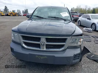 2008 Dodge Dakota с VIN 1D7HW32KX8S560888, выставлен на аукционе IAAI как лот 42025097 с пробегом 46 639 миль миль и . История ставок и продаж доступна на DreamBid. Изображение 12.