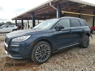 2020 Lincoln Corsair Reserve z VIN 5LMCJ2DH8LUL13812, wystawiony jako Copart lot #56201445 z przebiegiem 29 840 mil mil oraz Tytuł czysty. Historia ofert i sprzedaży dostępna na DreamBid. Obrazek 1.
