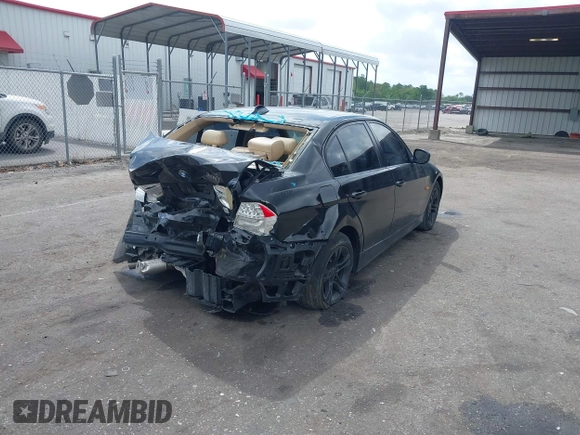 2009 BMW 3 Series 328i z VIN WBAPH57509NM34356, wystawiony jako IAAI lot #42011776 z przebiegiem 132 646 mil mil oraz . Historia ofert i sprzedaży dostępna na DreamBid. Obrazek 4.