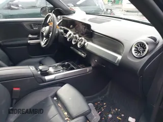 2022 Mercedes-Benz GLB 250 с VIN W1N4M4HB0NW249009, выставлен на аукционе IAAI как лот 41422295 с пробегом 49 761 миль миль и . История ставок и продаж доступна на DreamBid. Изображение 5.
