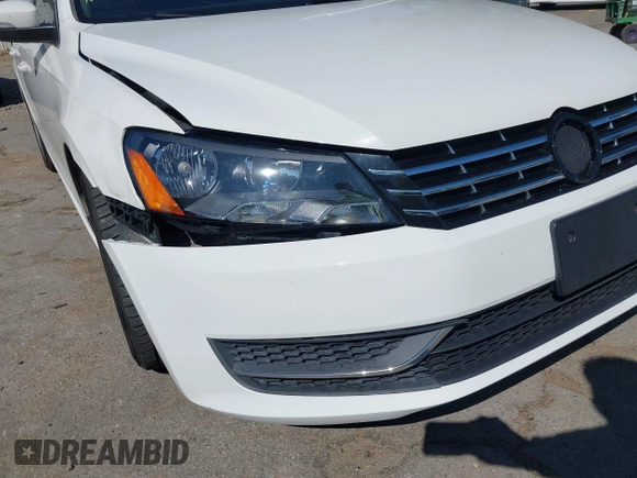 2012 Volkswagen Passat SE with VIN 1VWBP7A3XCC109832, listed as a IAAI auction lot 41657750 with 192,653 mi miles. Bid and sale history available at carsss.com. Image 12.