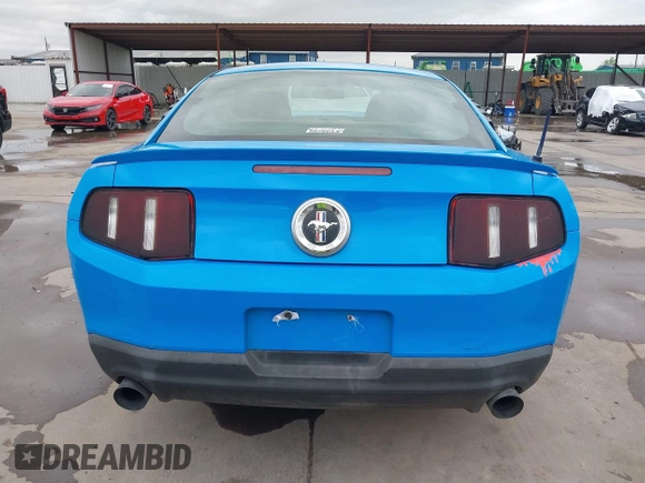2011 Ford Mustang V6 z VIN 1ZVBP8AM2B5138727, wystawiony jako IAAI lot #41940117 z przebiegiem 173 824 mil mil oraz . Historia ofert i sprzedaży dostępna na DreamBid. Obrazek 16.