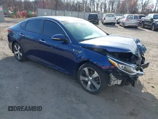 2019 Kia Optima LX with VIN 5XXGT4L38KG365515, listed as a IAAI auction lot 41829120 with 86,510 mi miles. Bid and sale history available at carsss.com. Image 1.