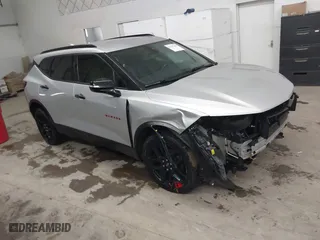 2020 Chevrolet Blazer LT with VIN 3GNKBJRS9LS624655, listed as a IAAI auction lot 41707430 with 99,335 mi miles. Bid and sale history available at carsss.com. Image 1.