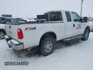 2016 Ford Super Duty F-250 SRW XLT with VIN 1FT7X2B67GEA18368, listed as a IAAI auction lot 41524825 with 139,242 mi miles. Bid and sale history available at carsss.com. Image 4.