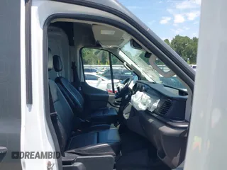 2020 Ford Transit Cargo z VIN 1FTBR1C82LKB46155, wystawiony jako IAAI lot #42437297 z przebiegiem 75 040 mil mil oraz . Historia ofert i sprzedaży dostępna na DreamBid. Obrazek 5.