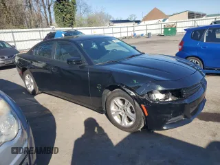 2023 Dodge Charger SXT z VIN 2C3CDXBG1PH623822, wystawiony jako Copart lot #51985765 z przebiegiem 25 519 mil mil oraz Szkody całkowita. Historia ofert i sprzedaży dostępna na DreamBid. Obrazek 4.