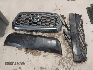 2021 Toyota Tacoma SR z VIN 3TMCZ5AN2MM444249, wystawiony jako IAAI lot #41942146 z przebiegiem 59 429 mil mil oraz . Historia ofert i sprzedaży dostępna na DreamBid. Obrazek 12.