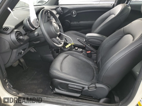 2020 MINI Hardtop Cooper with VIN WMWXR3C03L2M73723, listed as a Copart auction lot 45218215 with 67,807 mi miles and Salvage title. Bid and sale history available at DreamBid. Image 7.