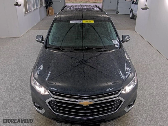 2020 Chevrolet Traverse LT Cloth with VIN 1GNEVGKW5LJ171317, listed as a IAAI auction lot 41976077 with 92,201 mi miles. Bid and sale history available at carsss.com. Image 1.
