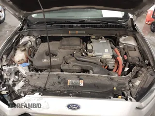 2014 Ford Fusion SE Hybrid с VIN 3FA6P0LU1ER227571, выставлен на аукционе IAAI как лот 42391487 с пробегом 127 979 миль миль и . История ставок и продаж доступна на DreamBid. Изображение 10.