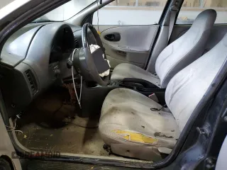 1998 Saturn SL with VIN 1G8ZF5285WZ204569, listed as a Copart auction lot 43624765 with 318,544 mi miles and Salvage Title. Bid and sale history available at carsss.com. Image 7.