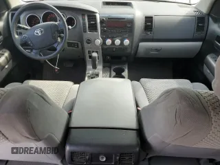 2010 Toyota Tundra z VIN 5TFDW5F15AX144925, wystawiony jako Copart lot #48423065 z przebiegiem 111 839 mil mil oraz Szkoda całkowita • Salvage title. Historia ofert i sprzedaży dostępna na DreamBid. Obrazek 8.