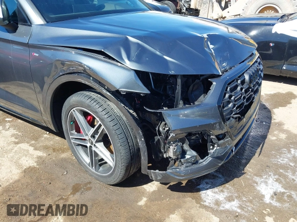 2024 Audi Q5 S line Premium Plus with VIN WA1E2AFY6R2149950, listed as a IAAI auction lot 41801016 with Not provided miles and . Bid and sale history available at DreamBid. Image 6.