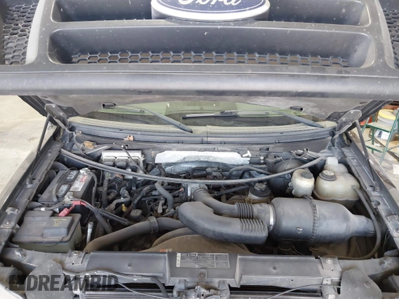 2008 Ford F-150 XL with VIN 1FTRW12W18KB96138, listed as a IAAI auction lot 41813013 with 159,920 mi miles. Bid and sale history available at carsss.com. Image 10.