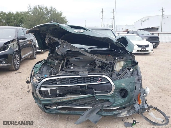 2015 MINI Cooper Hardtop S with VIN WMWXP7C54F2A38404, listed as a IAAI auction lot 41236538 with NaN miles. Bid and sale history available at carsss.com. Image 12.