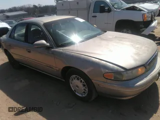 1998 Buick Century Limited with VIN 2G4WY52M6W1592612, listed as a IAAI auction lot 41791788 with 135,760 mi miles. Bid and sale history available at carsss.com. Image 1.