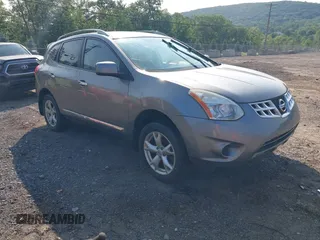 2011 Nissan Rogue SV z VIN JN8AS5MV4BW293889, wystawiony jako IAAI lot #42415838 z przebiegiem 163 621 mil mil oraz . Historia ofert i sprzedaży dostępna na DreamBid. Obrazek 1.