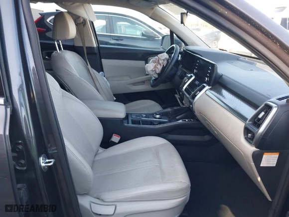 2021 Kia Sorento Hybrid S with VIN KNDRG4LG7M5038420, listed as a IAAI auction lot 41803611 with 62,243 mi miles. Bid and sale history available at carsss.com. Image 5.