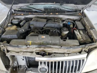 2002 Mercury Mountaineer with VIN 4M2DU86E62UJ09334, listed as a Copart auction lot 45712695 with 195,828 mi miles and Salvage title. Bid and sale history available at DreamBid. Image 14.