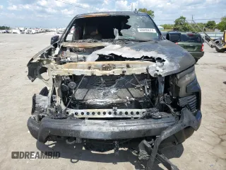 2022 Chevrolet Silverado 1500 RST with VIN 1GCUDEET0NZ630075, listed as a Copart auction lot 85716684 with Not Provided miles and Clean Title. Bid and sale history available at DreamBid. Image 5.