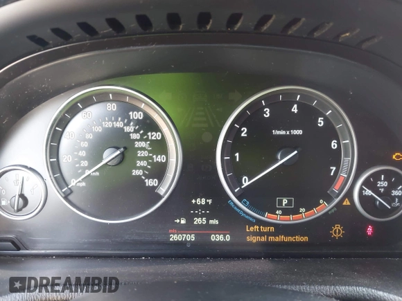 2013 BMW X3 xDrive28i with VIN 5UXWX9C50D0A23500, listed as a IAAI auction lot 42089054 with 260,705 mi miles. Bid and sale history available at carsss.com. Image 7.