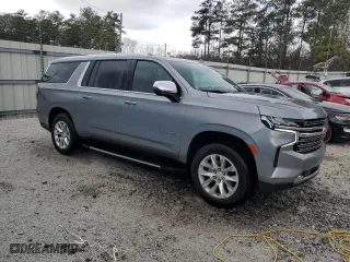 2023 Chevrolet Suburban Premier with VIN 1GNSCFKD7PR419298, listed as a Copart auction lot 47659465 with 33,050 mi miles and Clean Title. Bid and sale history available at carsss.com. Image 4.