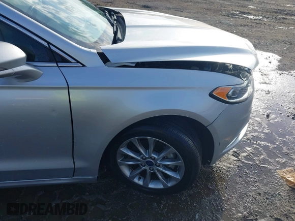 2017 Ford Fusion SE z VIN 3FA6P0HD4HR118826, wystawiony jako IAAI lot #40743513 z przebiegiem 130 038 mil mil oraz . Historia ofert i sprzedaży dostępna na DreamBid. Obrazek 19.
