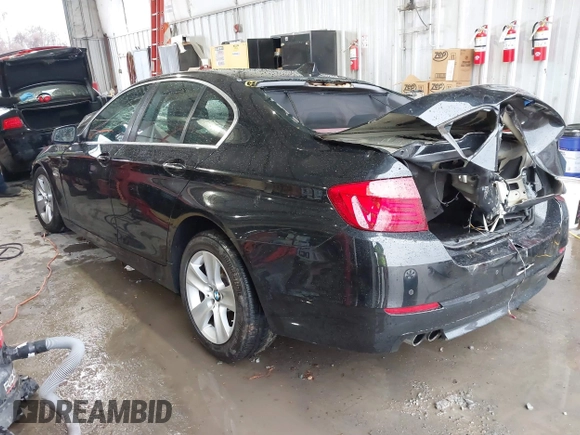2011 BMW 5 Series 528i with VIN WBAFR1C56BC740485, listed as a IAAI auction lot 41712143 with Not Provided miles and . Bid and sale history available at carsss.com. Image 3.