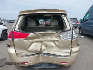 2013 Toyota Sienna XLE with VIN 5TDDK3DC4DS055796, listed as a IAAI auction lot 41993530 with 256,735 mi miles and . Bid and sale history available at DreamBid. Image 16.