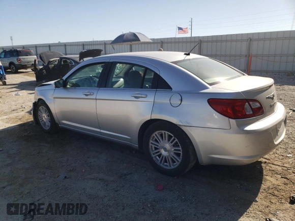 2008 Chrysler Sebring Touring z VIN 1C3LC56K18N269833, wystawiony jako Copart lot #53108565 z przebiegiem Nie podano mil oraz Szkoda całkowita • Salvage title. Historia ofert i sprzedaży dostępna na DreamBid. Obrazek 2.