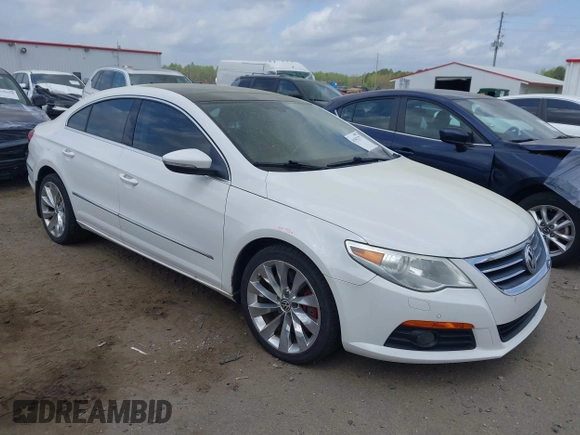 2012 Volkswagen CC VR6 Executive 4Motion with VIN WVWGU7AN8CE527488, listed as a IAAI auction lot 41967377 with 109,609 mi miles. Bid and sale history available at carsss.com. Image 1.