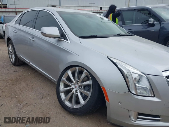 2014 Cadillac XTS Luxury with VIN 2G61M5S3XE9178236, listed as a IAAI auction lot 41786581 with 39,844 mi miles. Bid and sale history available at carsss.com. Image 18.