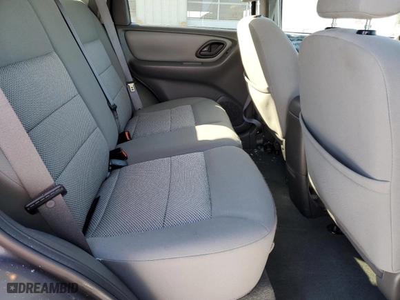 2006 Ford Escape XLT with VIN 1FMCU031X6KA42187, listed as a Copart auction lot 45394755 with 102,193 mi miles and Salvage Title. Bid and sale history available at carsss.com. Image 11.