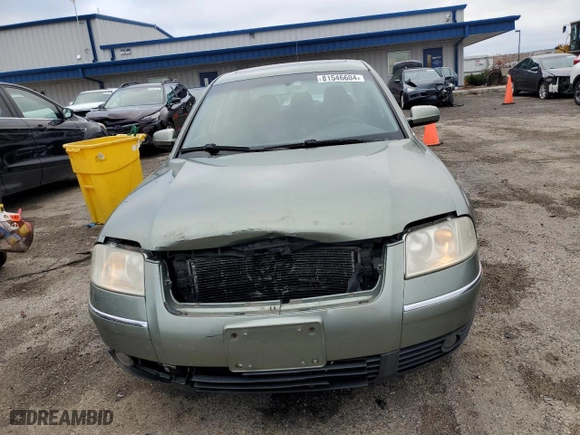 2003 Volkswagen Passat GLS with VIN WVWPD63B33P451809, listed as a Copart auction lot 81546604 with 168,002 mi miles and Non Repairable. Bid and sale history available at carsss.com. Image 5.